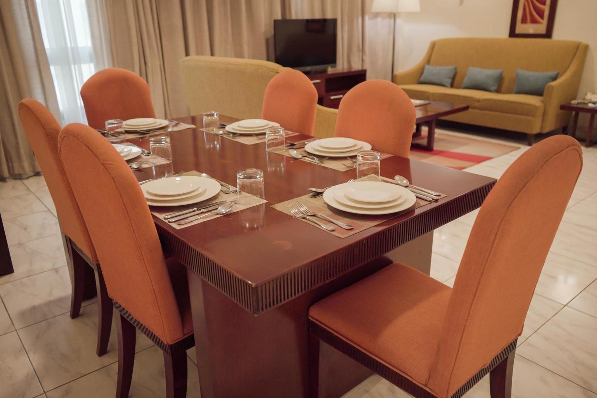 City Seasons Hotel & Suites Muscat Luaran gambar
