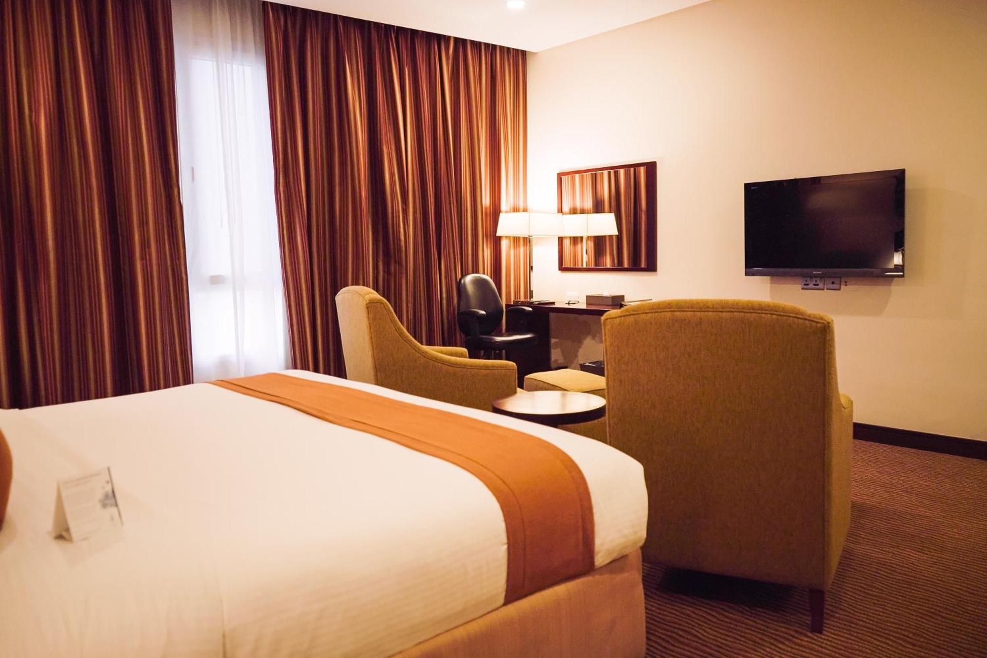 City Seasons Hotel & Suites Muscat Luaran gambar