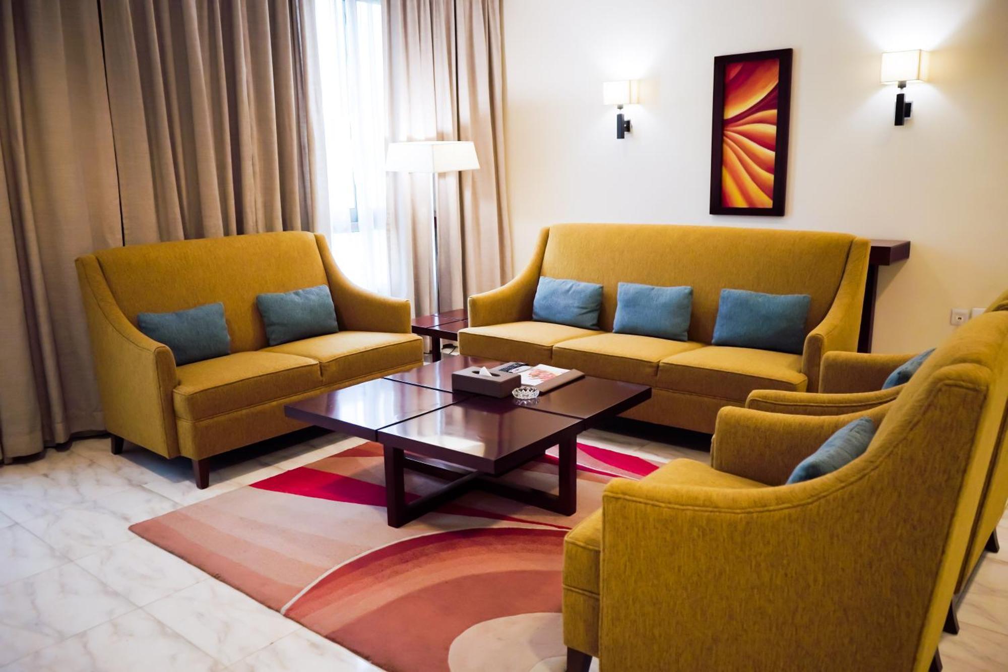 City Seasons Hotel & Suites Muscat Bilik gambar